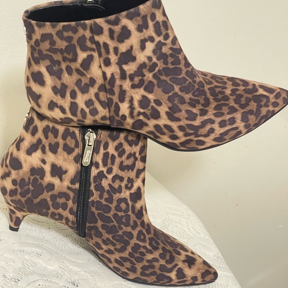 Leopard Ankle Booties - Picture 1 of 5